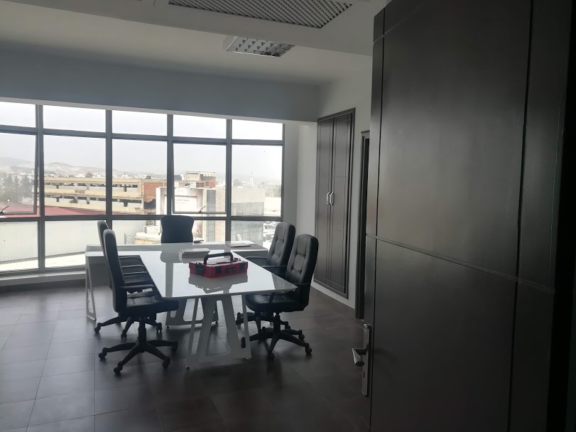 La Soukra Charguia 2 Bureaux & Commerces Bureau Bureau 130 m2 hall plus 3  charguia 2