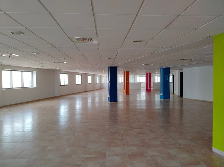 La Soukra Charguia 2 Bureaux & Commerces Bureau Super bureau en open space 650 m2  charguia 2