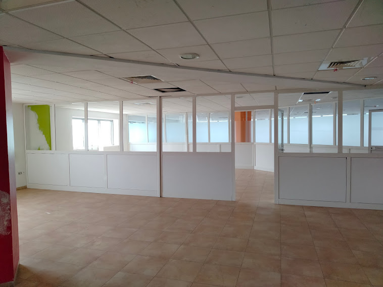 La Soukra Charguia 2 Bureaux & Commerces Bureau Super bureau en open space 650 m2  charguia 2