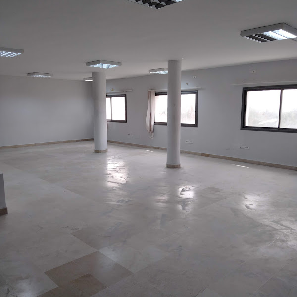 La Soukra Charguia 2 Bureaux & Commerces Bureau Spacieux bureau 300 m2  charguia 2