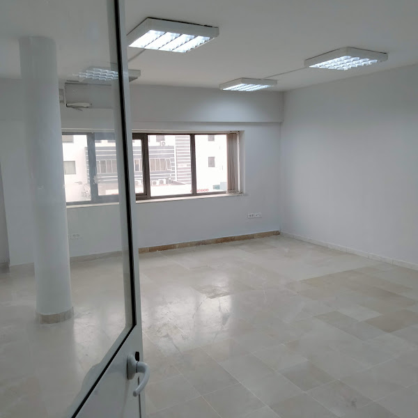 La Soukra Charguia 2 Bureaux & Commerces Bureau Spacieux bureau 300 m2  charguia 2