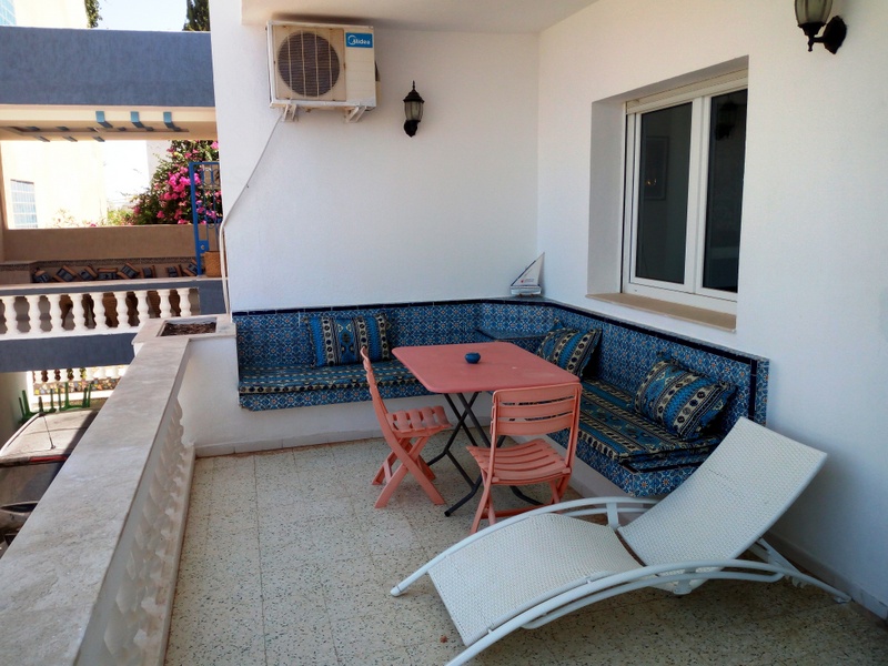 Akouda Chatt Meriem Location vacances Maisons Etage s3 de pittoresque villa au bord de mer chatt