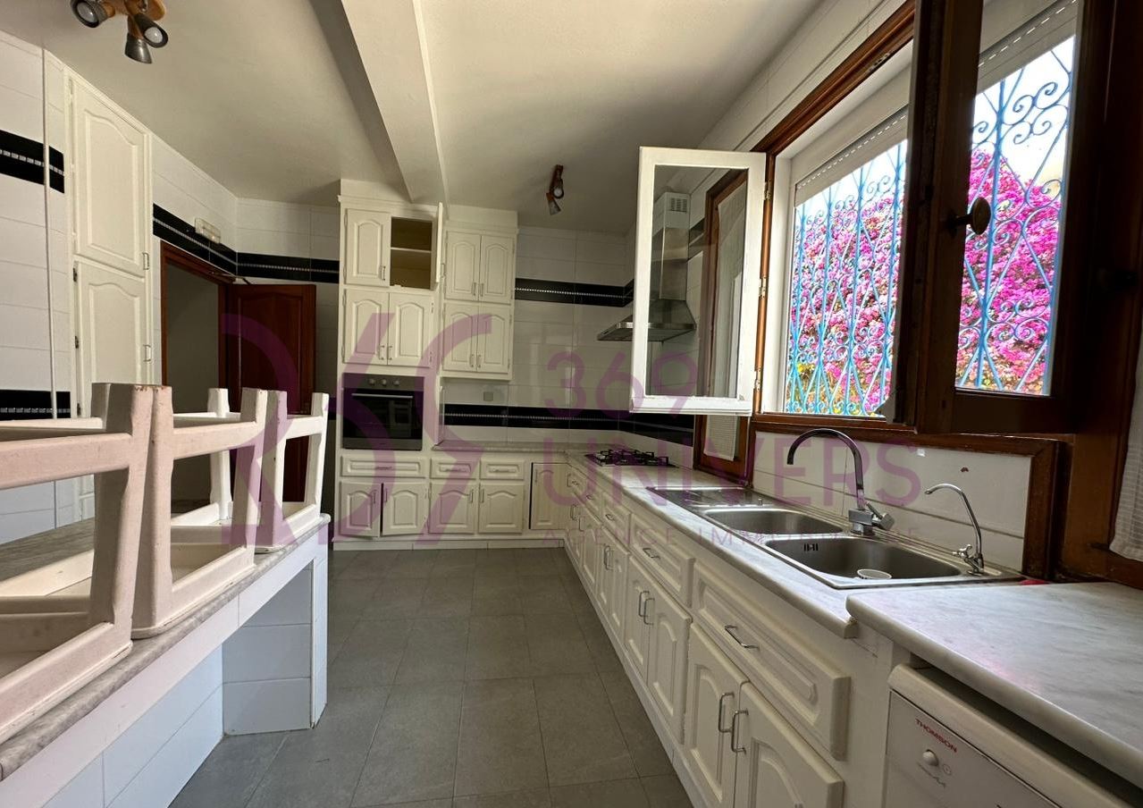 La Marsa Marsa Ennassim Location Maisons Villa avec piscine  la marsa ref rh027