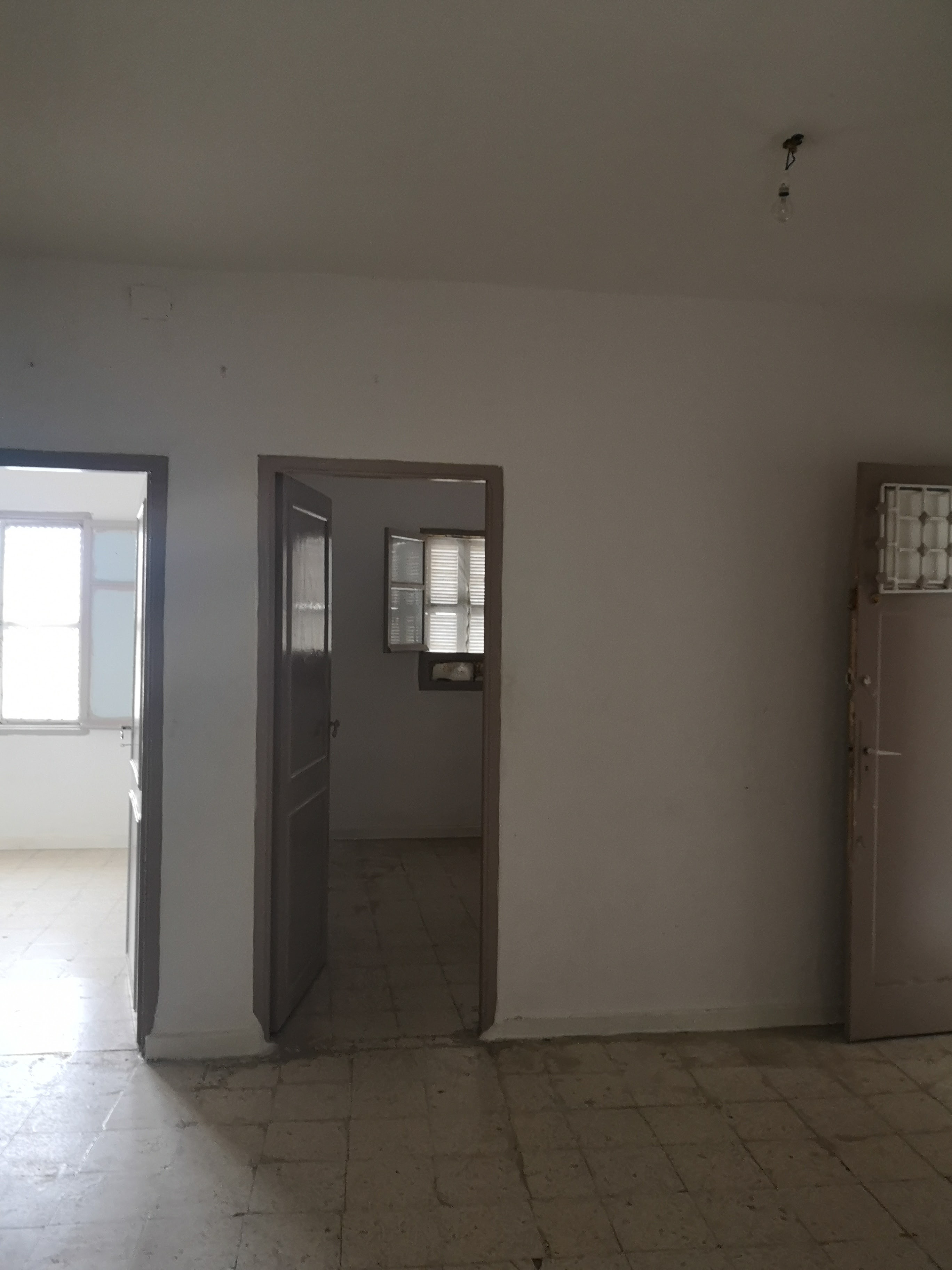 El Ouerdia El Ouerdia Location Appart. 2 pices Appartement 2 p et sjour  ouardia 4 tunis