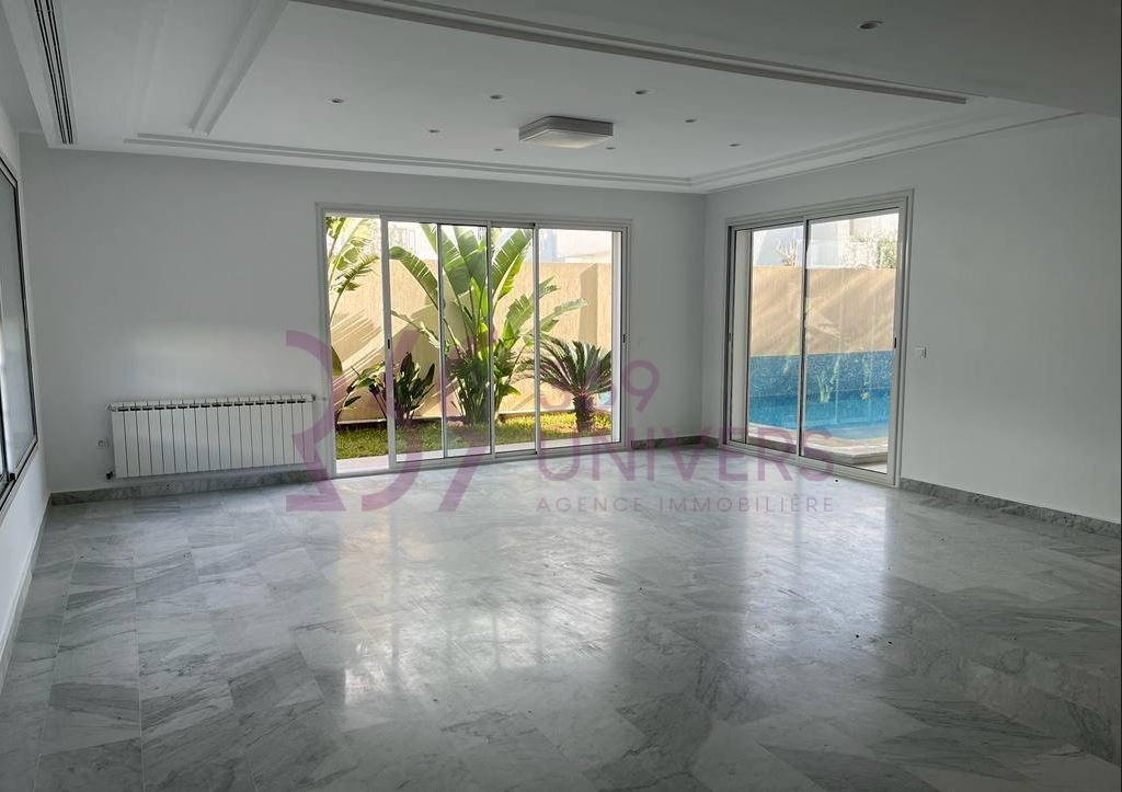 La Marsa Marsa Ennassim Location Appart. 5 pices+ Appartement avec piscine  la marsa ref ra040