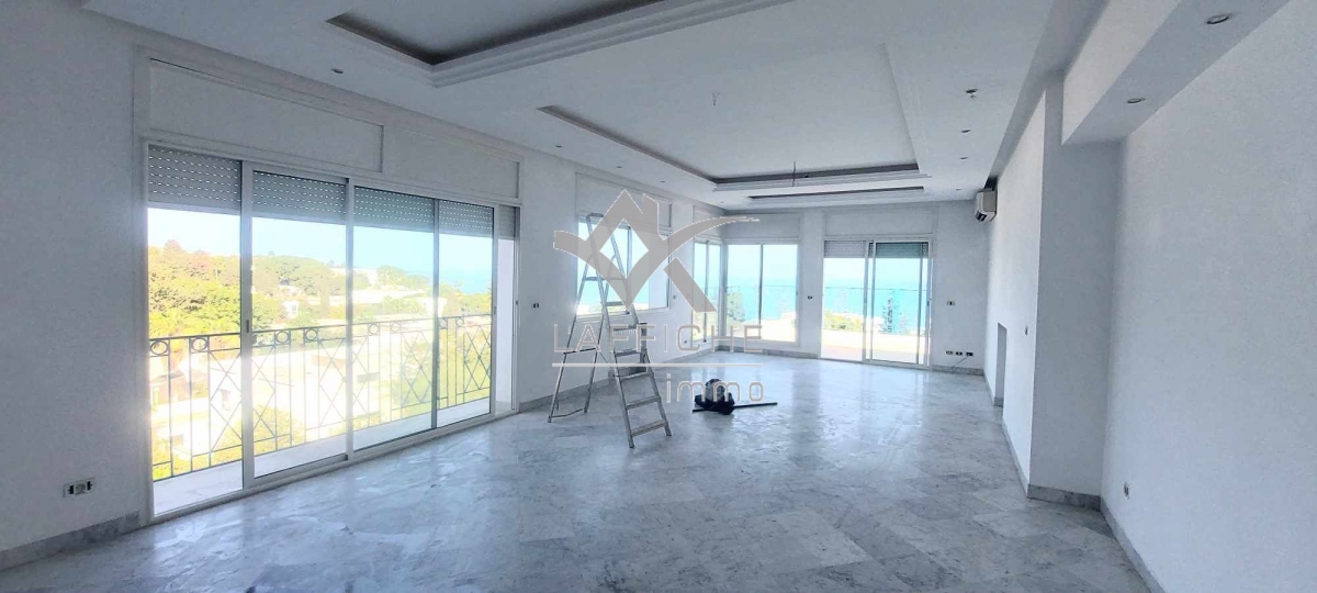 La Marsa Marsa Safsaf Location Appart. 4 pices Superbe s3 suites vue sur mer  la marsa ref1791