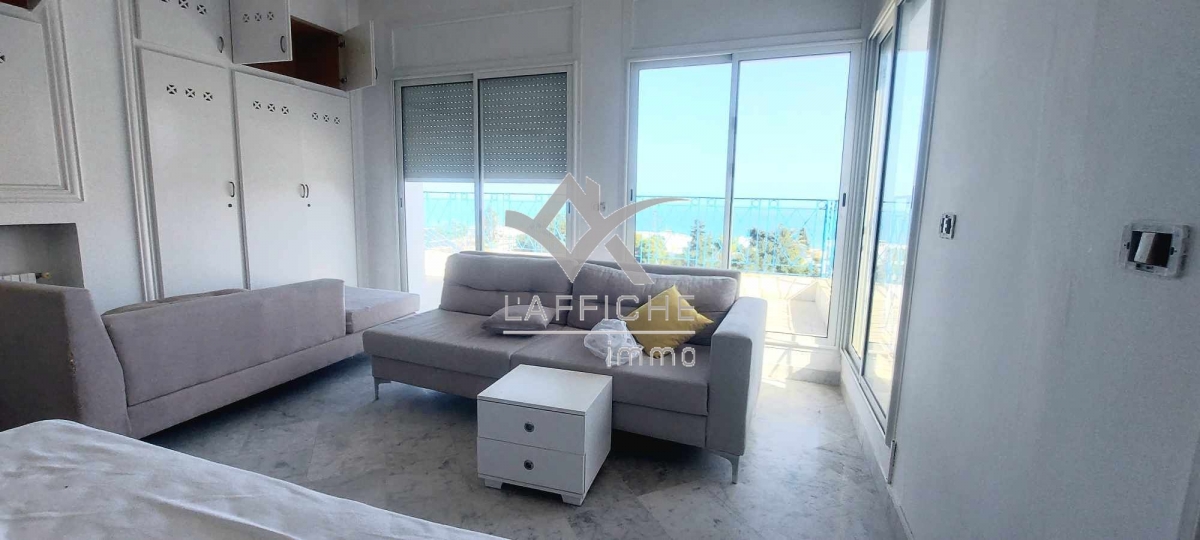 La Marsa Marsa Safsaf Location Appart. 4 pices Superbe s3 suites vue sur mer  la marsa ref1791