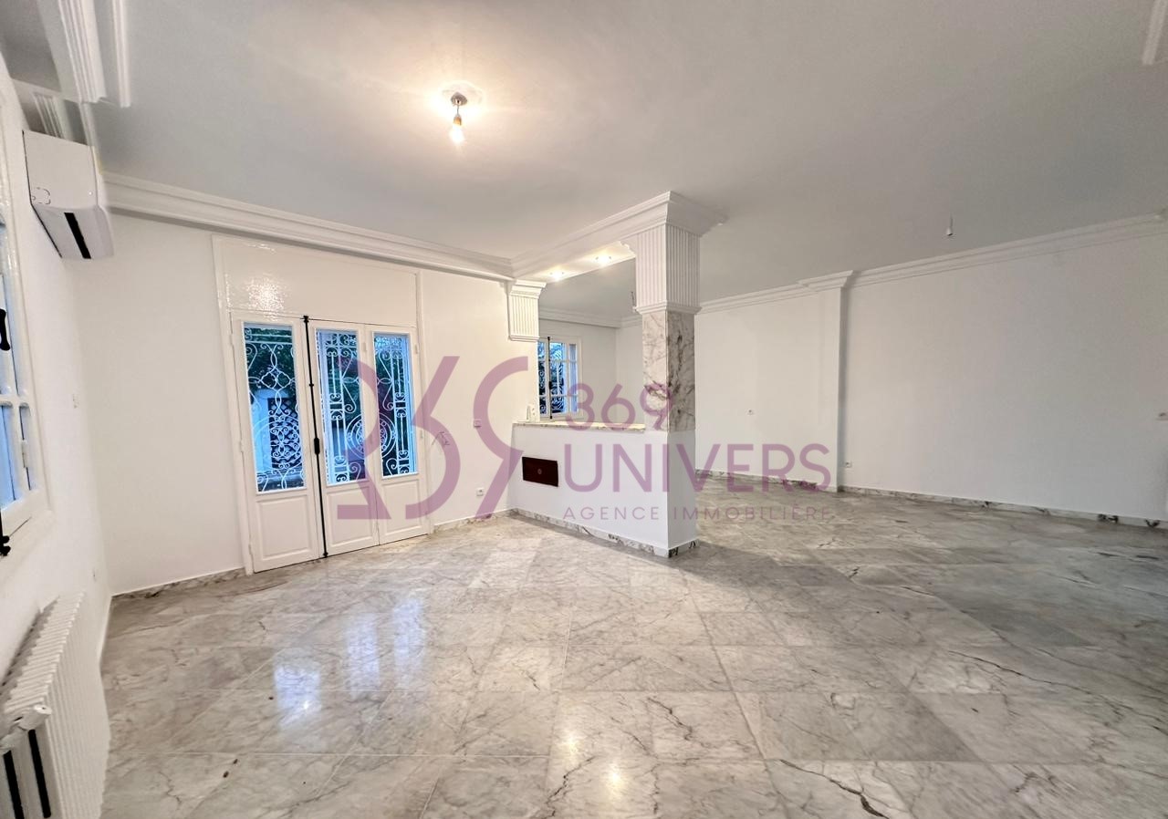 La Marsa Marsa Ennassim Location Maisons Villa avec jardin  la marsa ref rh078