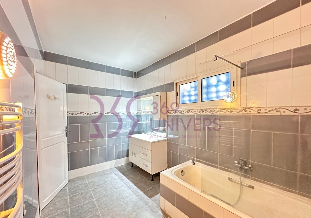 La Marsa Marsa Ennassim Location Maisons Villa avec piscine  la marsa ref rh081