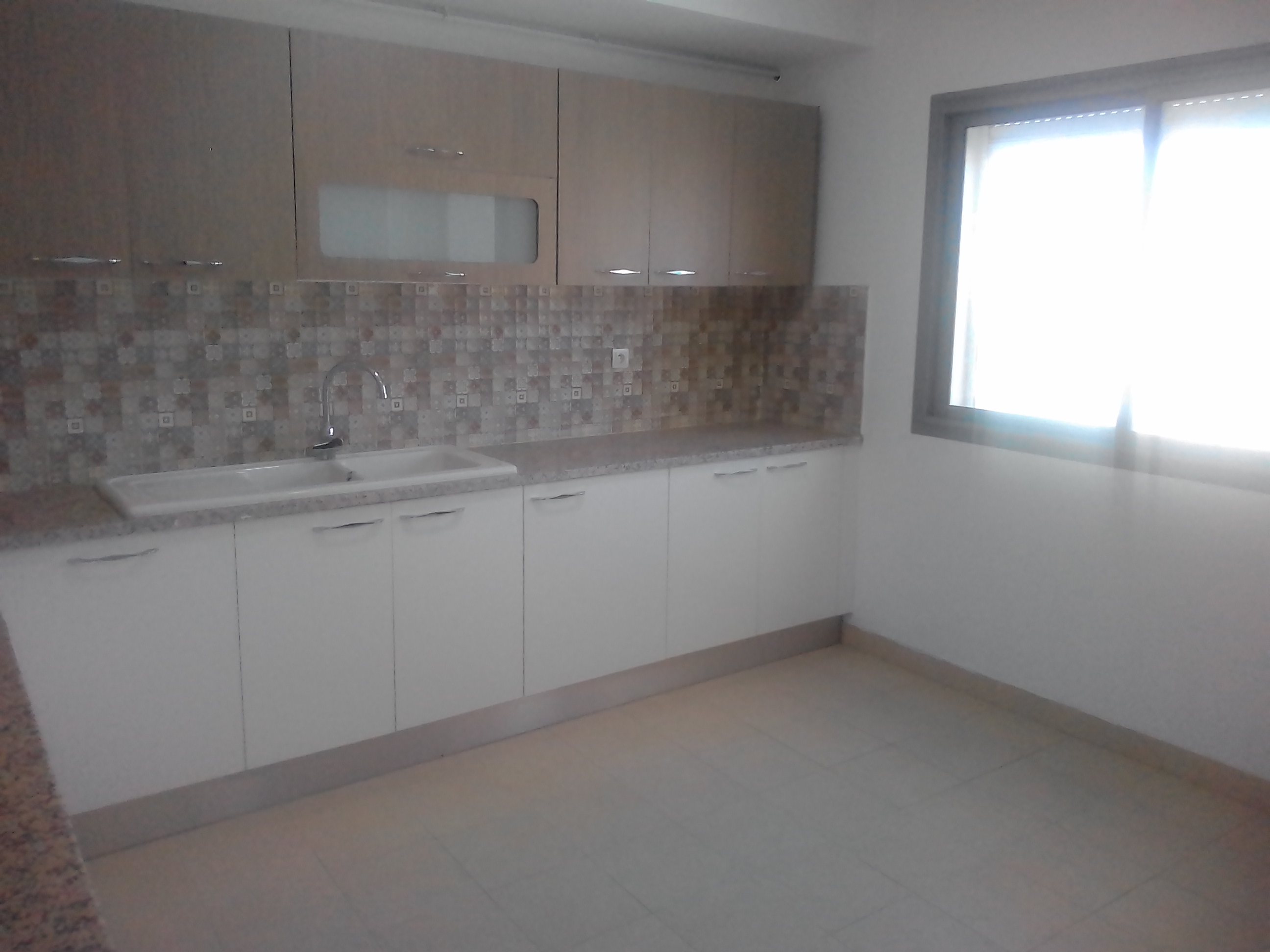 Hammam Lif Hammam Lif Vente Appart. 3 pices Luxueux appartement a centre ville