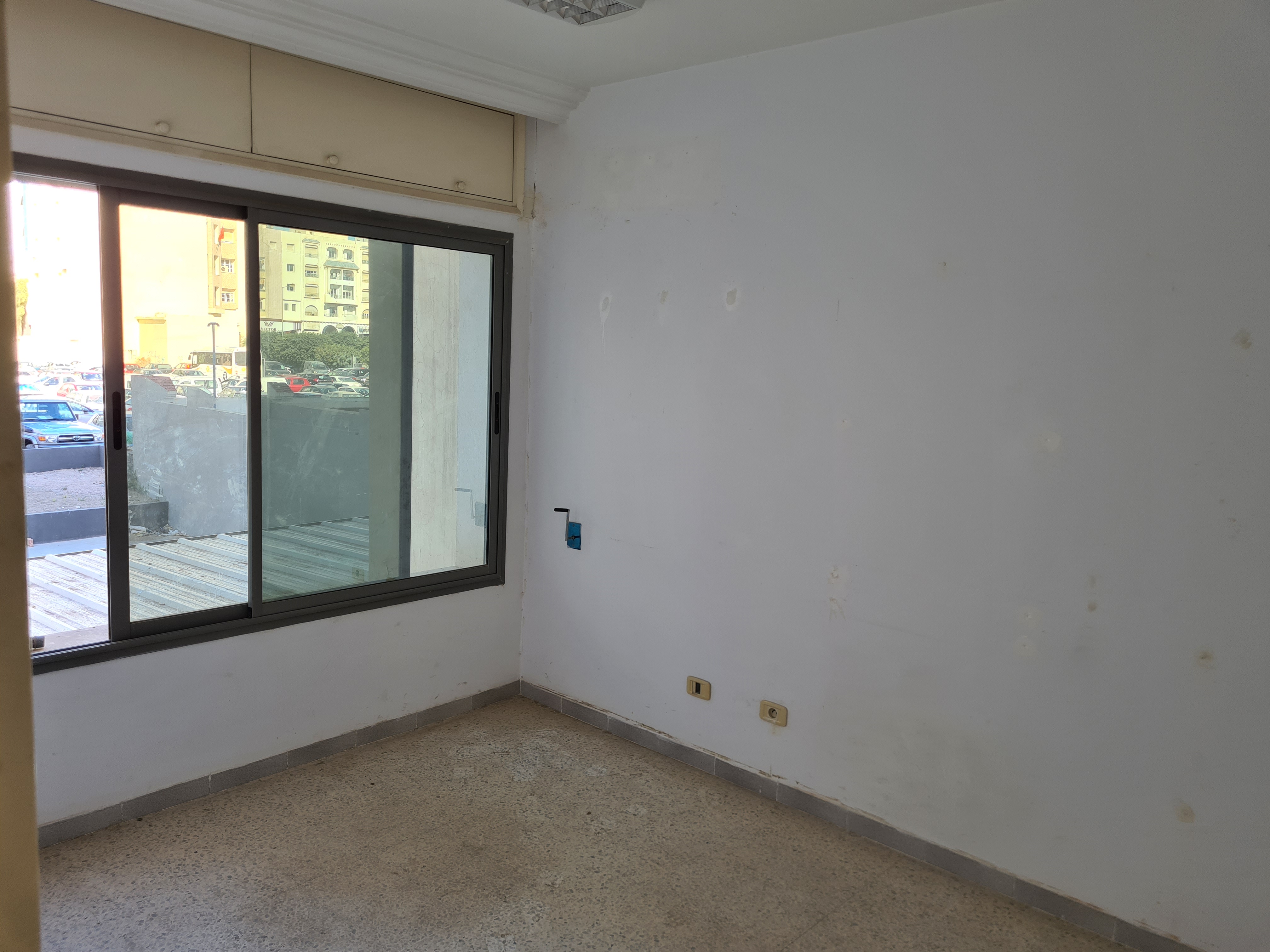 Sfax Ville Sfax El Jadida Location Appart. 3 pices Beau bureau de 90m2  sfax eljadida