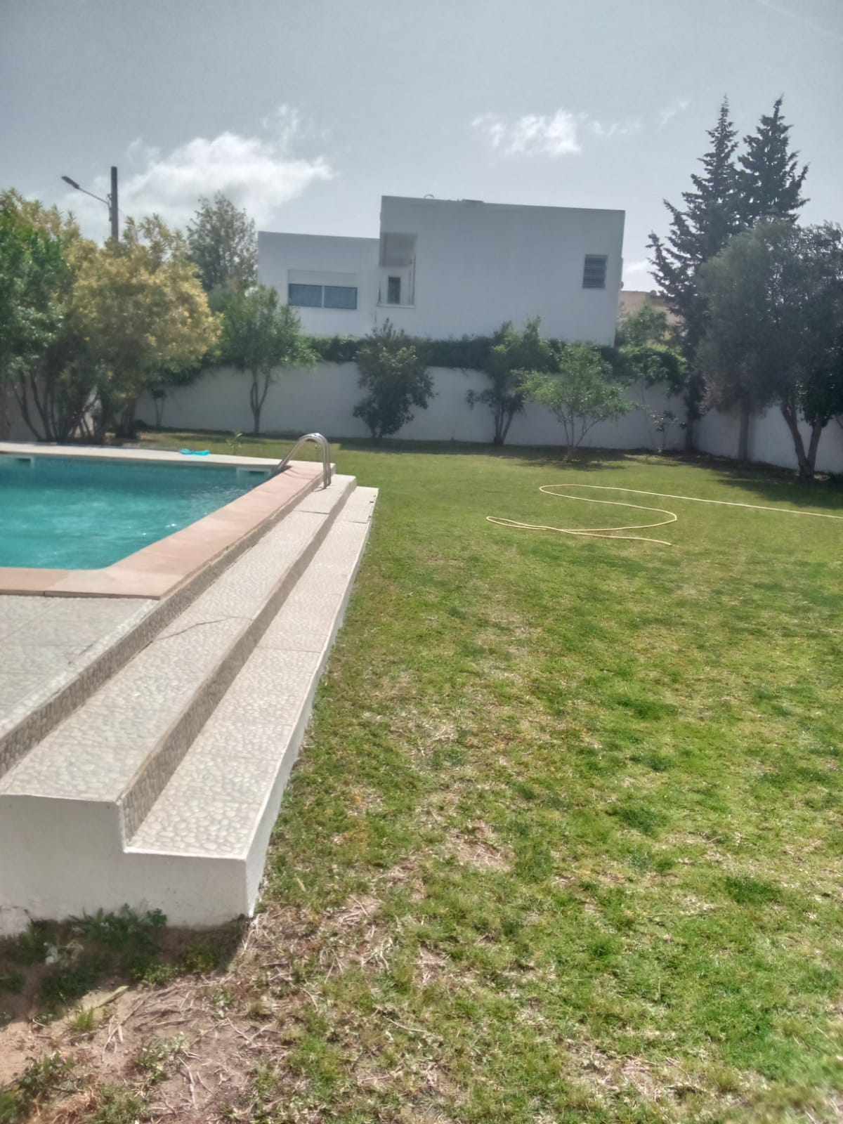 La Soukra Chotrana 3 Location Maisons Villa chotrana 3 haut standing avec jardin