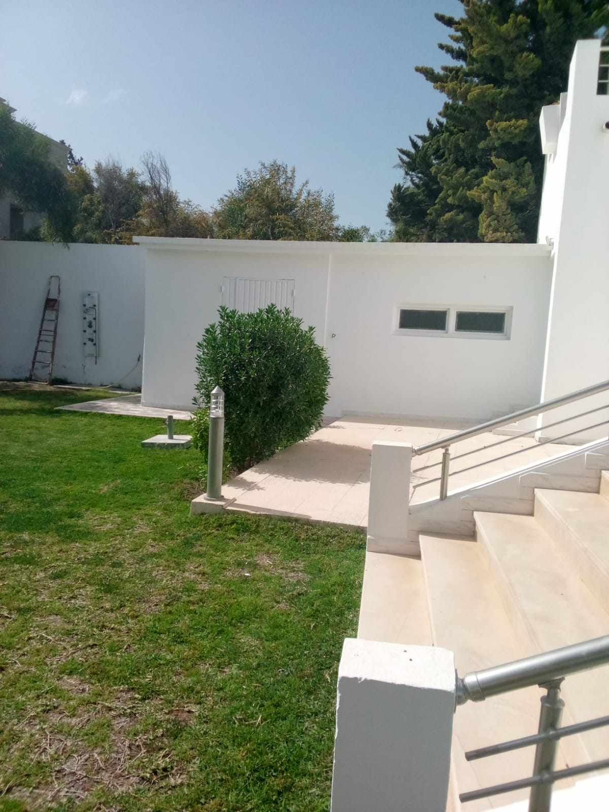 La Soukra Chotrana 3 Location Maisons Villa chotrana 3 haut standing avec jardin