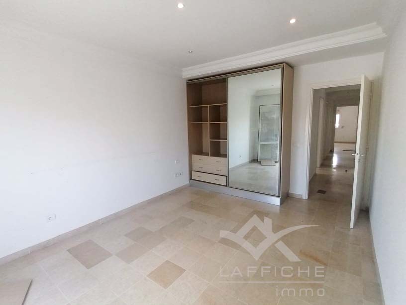 La Marsa Cite Erriadh Location Appart. 4 pices Joli tage de villa s3  la marsa ref1415