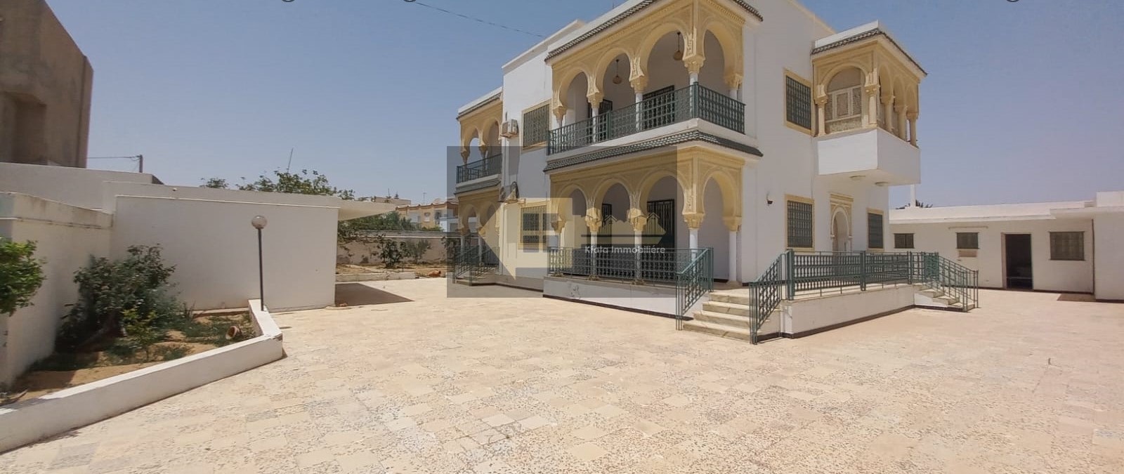 Sakiet Ezzit Sakiet Ezzit Vente Maisons Sfax rte tunis vnt villa