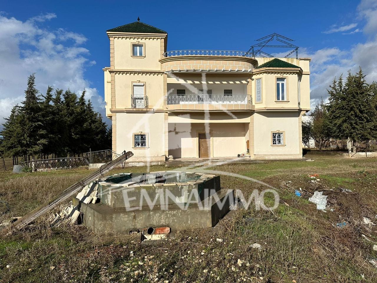 Mateur Mateur Terrain Terrain agricole Ferme avec villa mateur