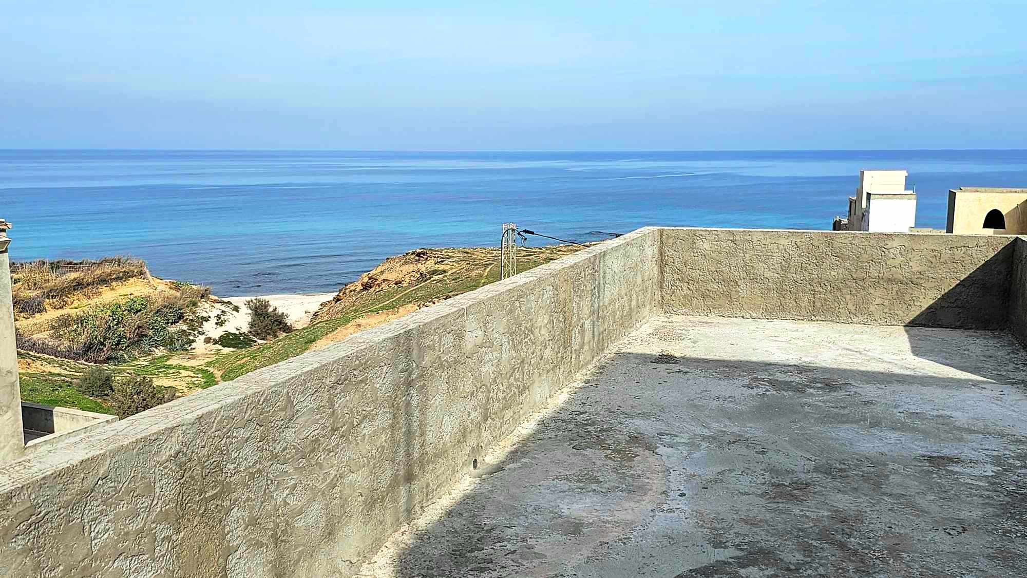 Ras Jebel Rafraf Plage Vente Maisons Villa a rafraf plage 2 pas de la mer