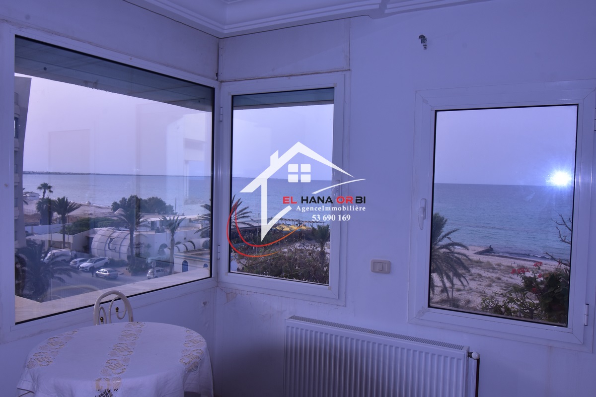 Mahdia Mahdia Vente Appart. 1 pice Appartement s1 vue sur mer et pied dans leau