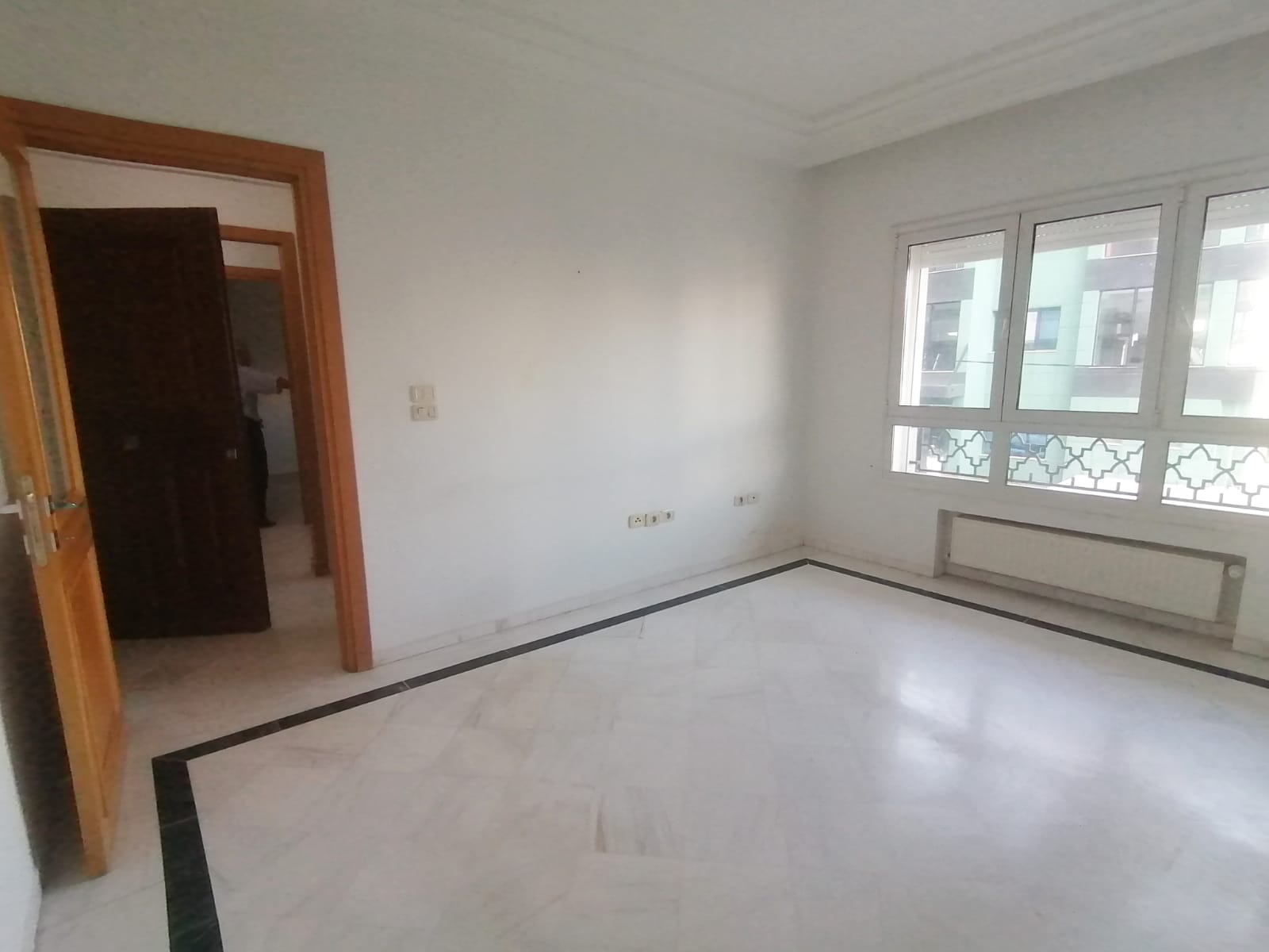 Ariana Ville Cite Ennasr 2 Location Appart. 1 pice Appartement s 1  cit ennasr avec place de parking