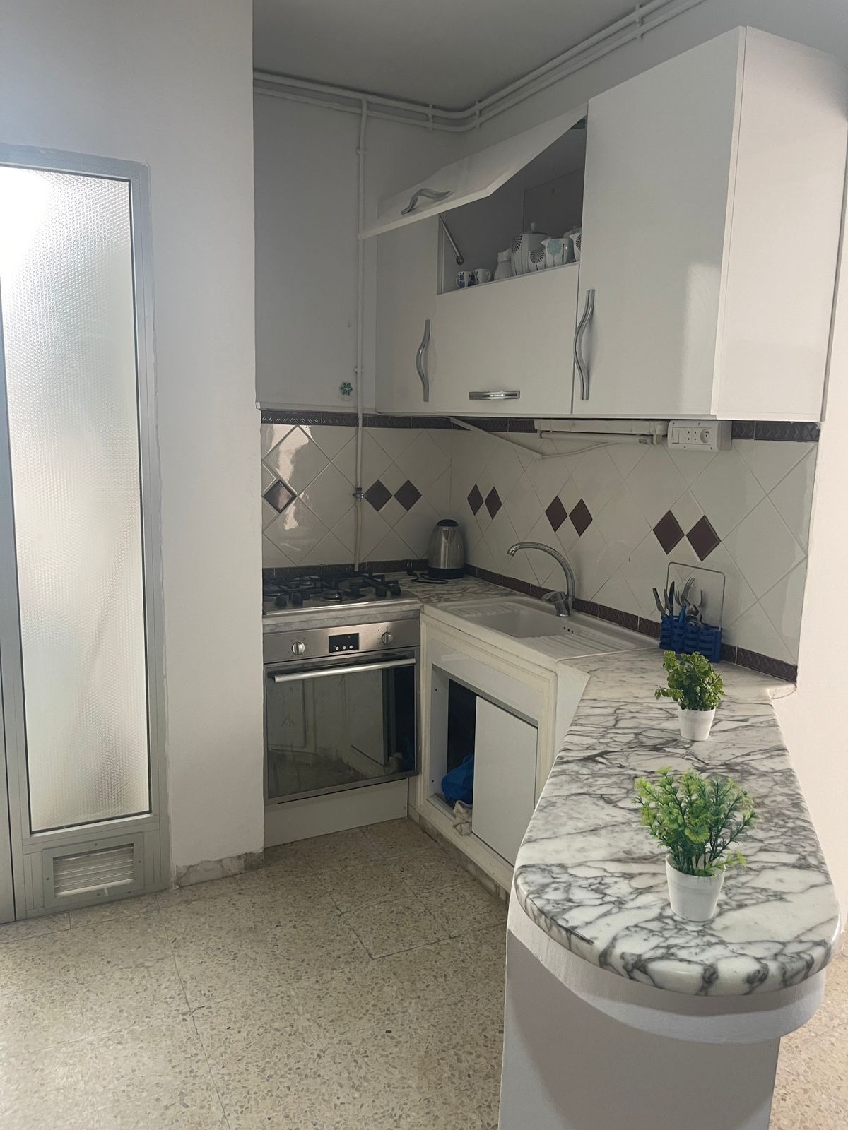 Ain Zaghouan Ain Zaghouan Vente Appart. 1 pice Un appartement  ain zaghouan