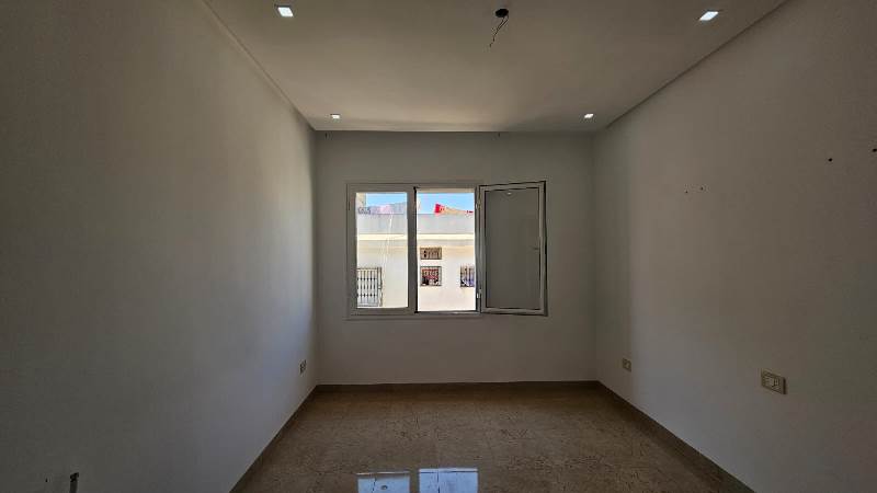 Dar Chaabane Elfehri Dar Chaabane Elfehri Location Appart. 4 pices Appartement eclipse l3058