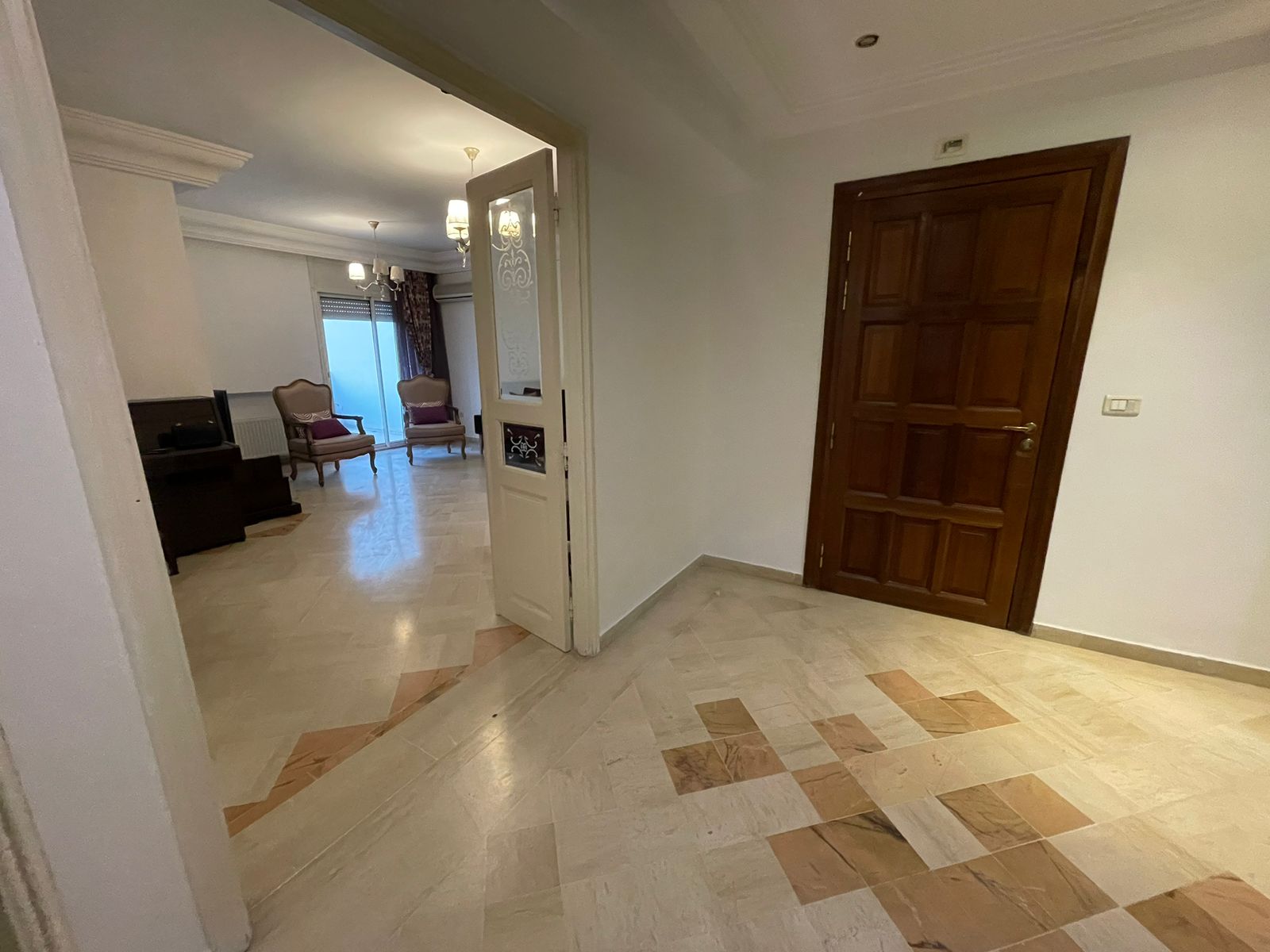 Ariana Ville El Menzah 7 Location Appart. 3 pices Appartement s3 a el menzah 7 bis