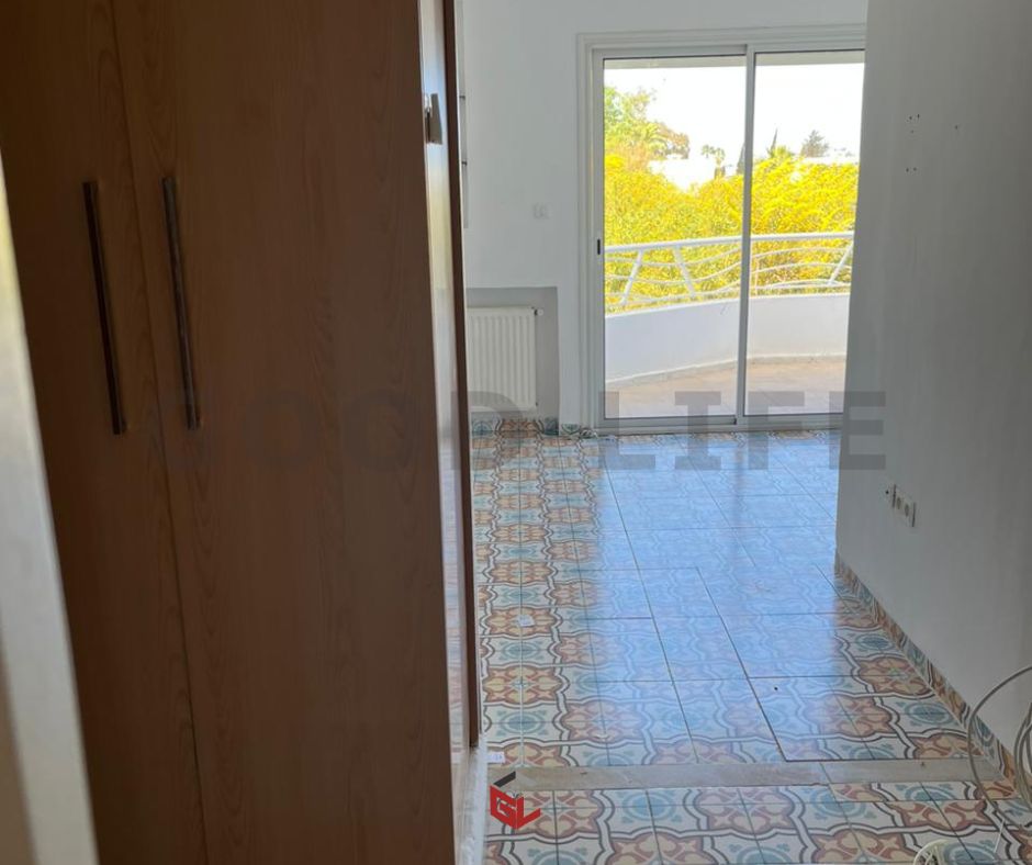 La Soukra Chotrana 1 Location Maisons Villa en s4 avec piscine  chotrana