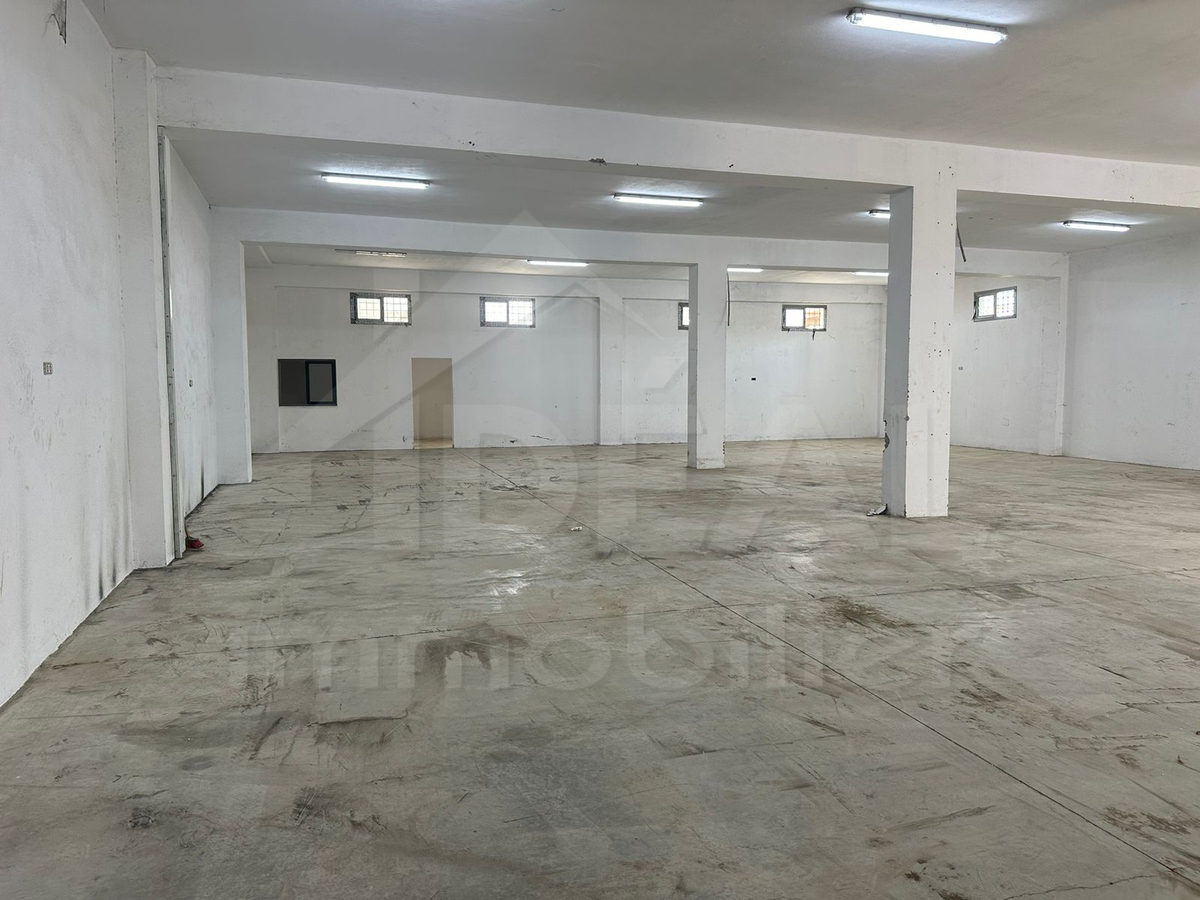 La Marsa Cite Bhar Lazreg Bureaux & Commerces Atelier,Garage Al dpt  bhar lazreg