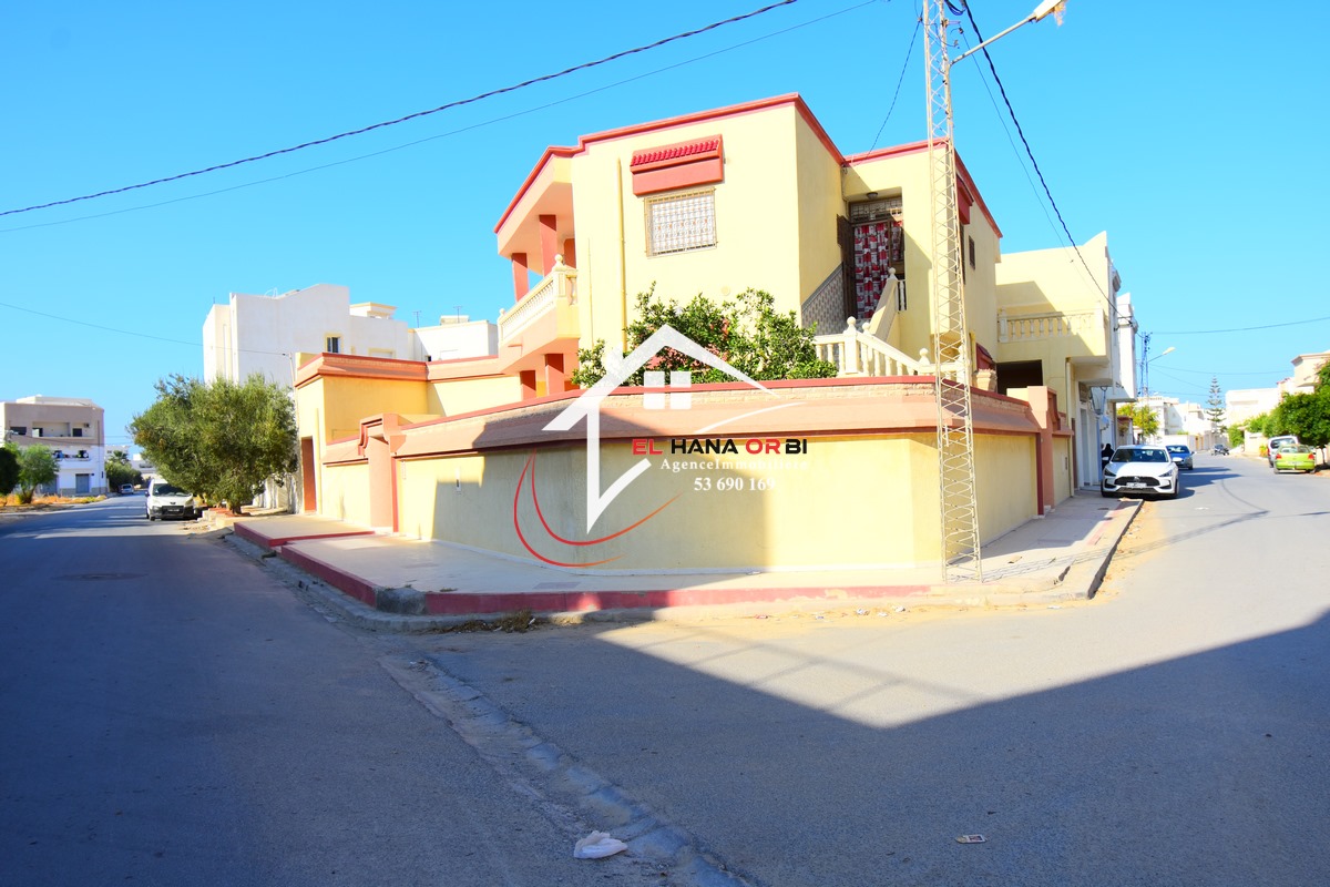 Ksar Helal Ksar Helal Vente Maisons Villa sur deux tages  ksar hlel