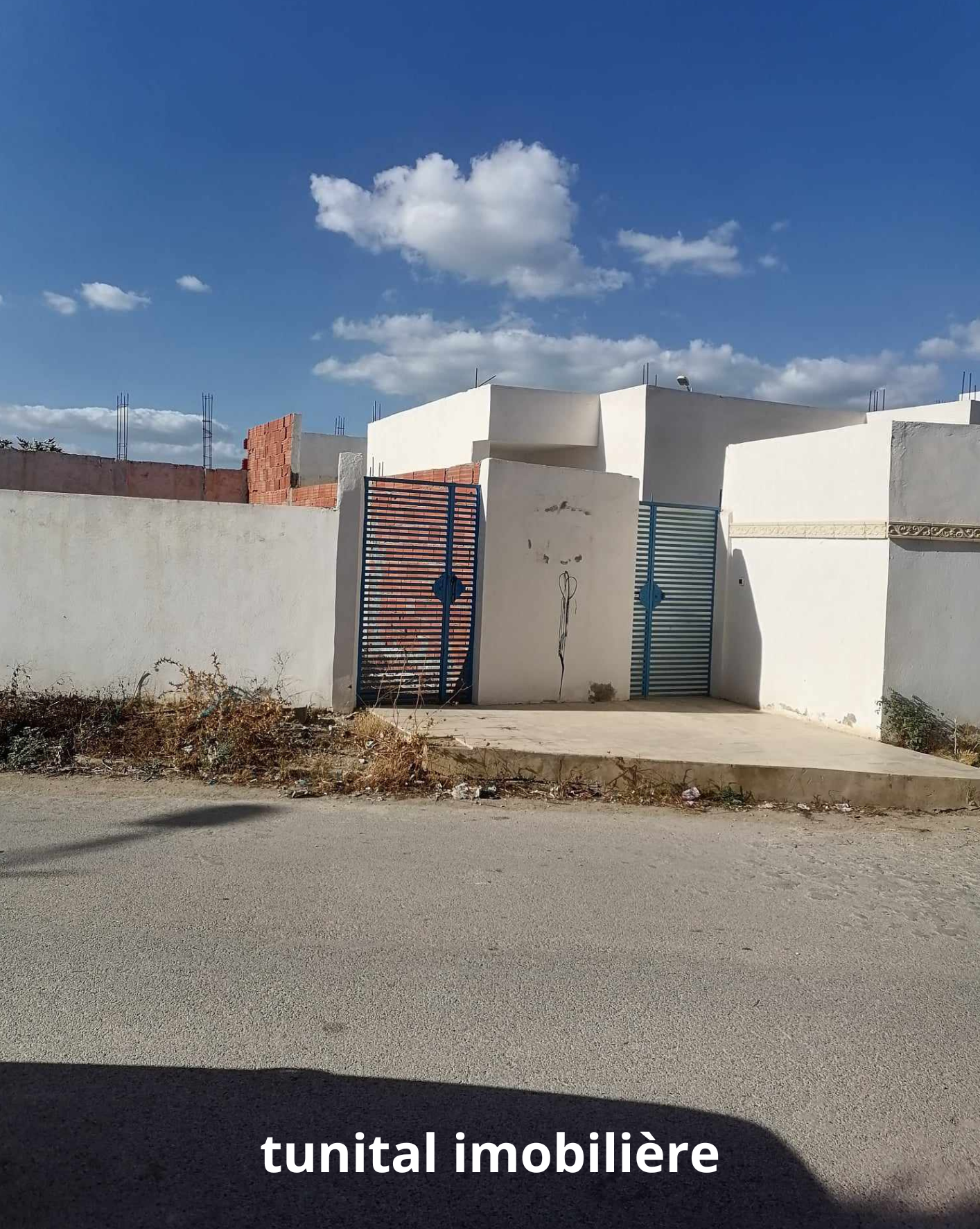 La Marsa Cite Bhar Lazreg Vente Maisons Villa entre soukra et bhar lazreg