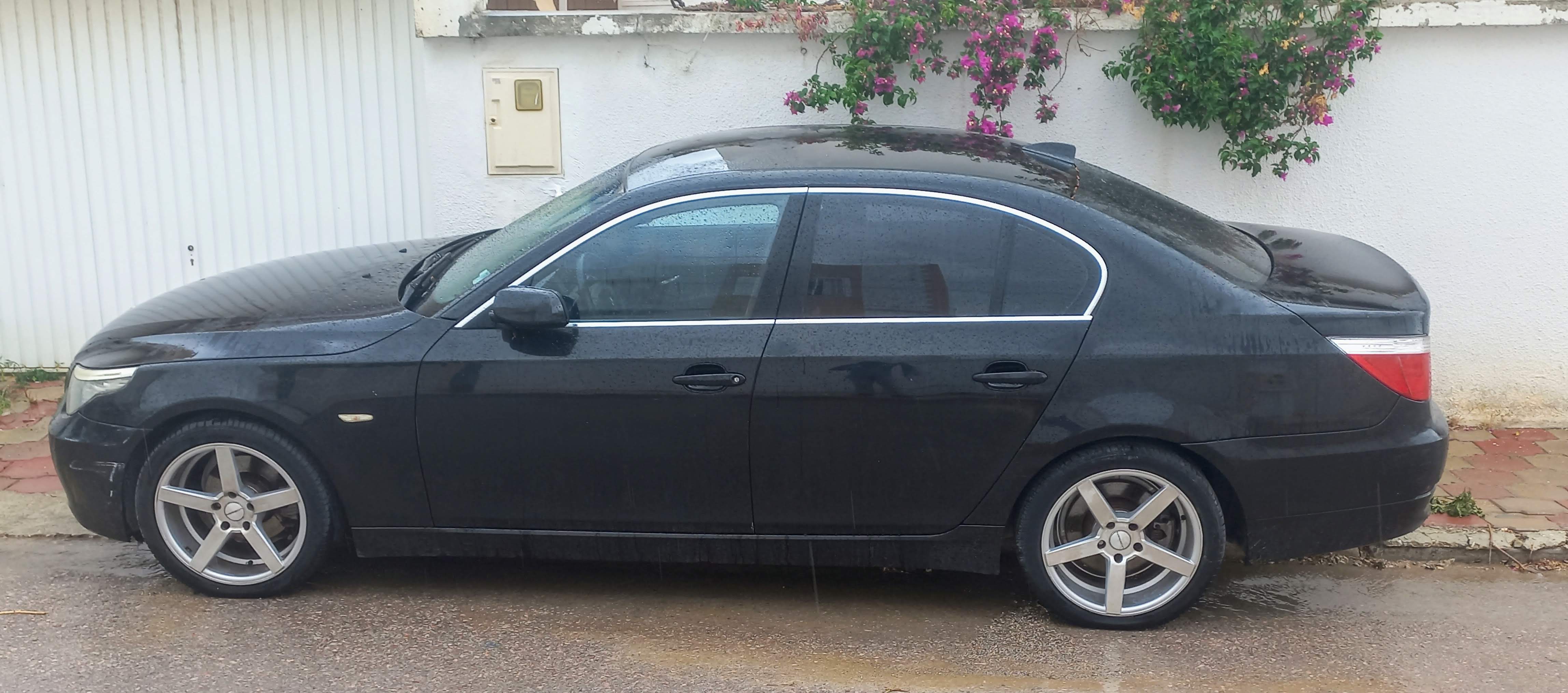 El Menzah Tunis Belvedere Bmw Serie 5 Bmw 523i e60 phase 2