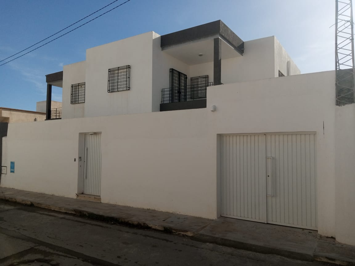 La Soukra Borj Louzir Vente Maisons Villa jumele  borj louzir