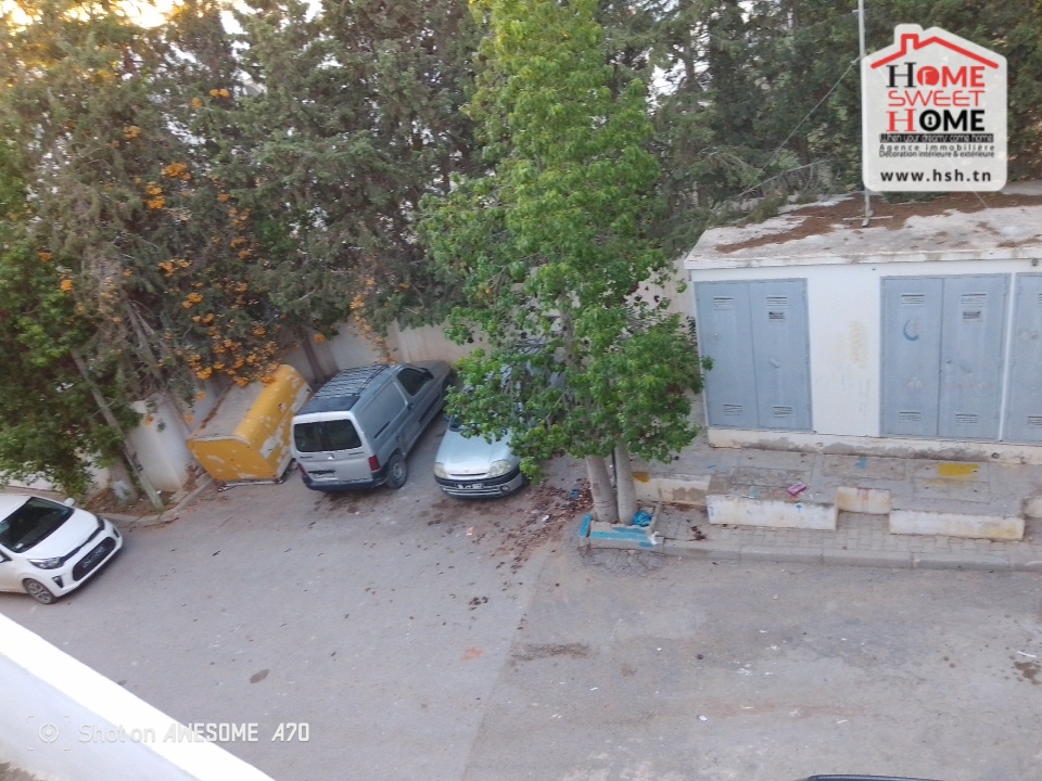 La Marsa Cite El Khalil Vente Appart. 3 pices Etage de villa lottie  la marsa