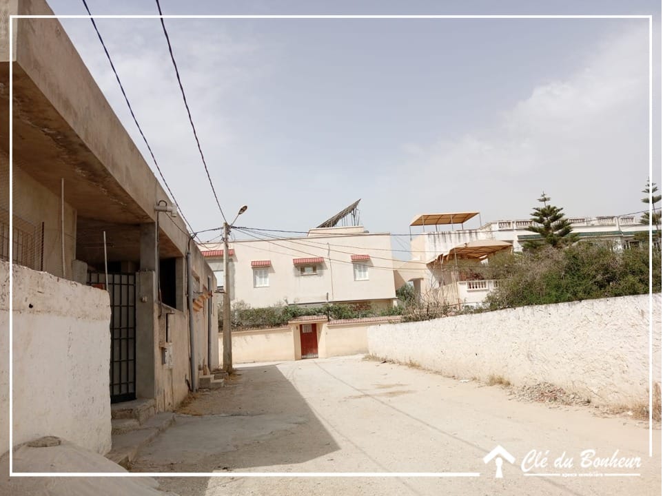 La Soukra Sidi Soufiene Terrain Terrain nu Terrain constructible  sidi sofine