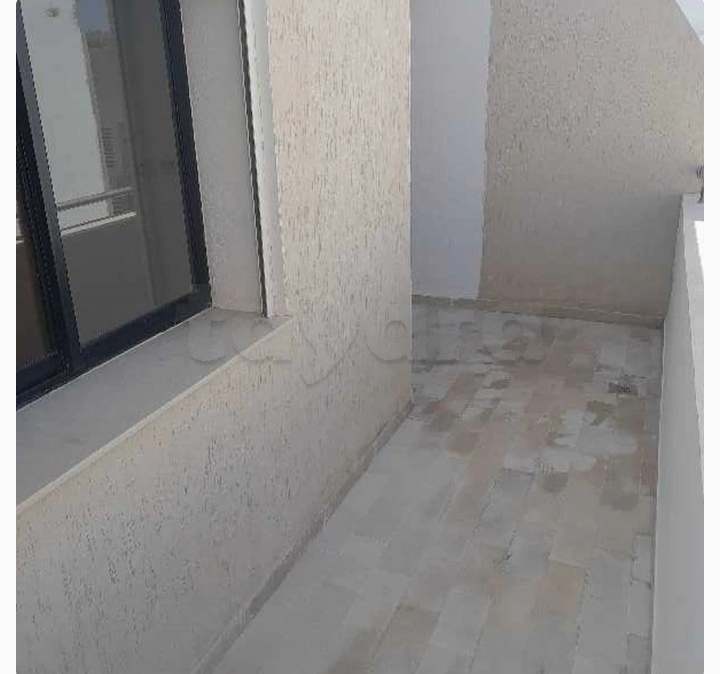 La Marsa El Aouina Location Appart. 1 pice Appartement neuf cite wahat s1