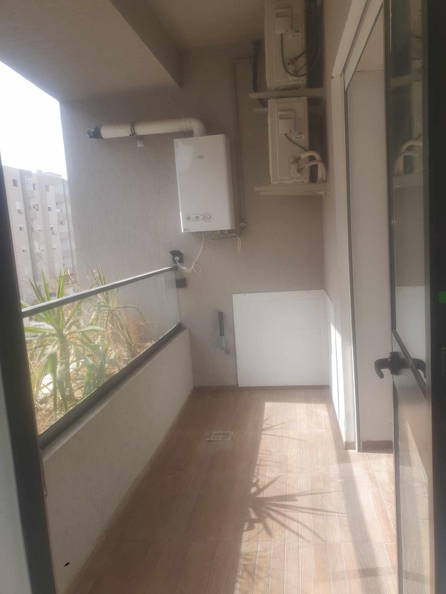 Ain Zaghouan Ain Zaghouan Location Appart. 3 pices S2 suites parental cit wahat