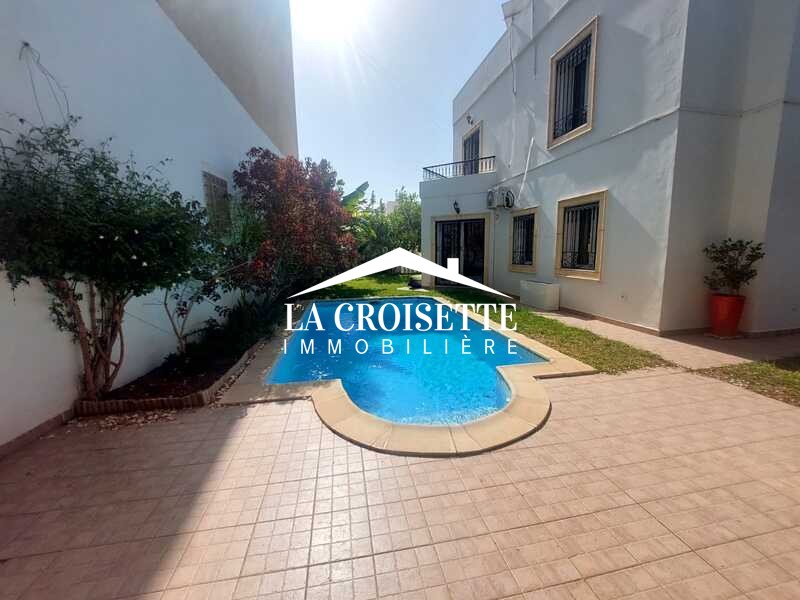 La Marsa Marsa Erriadh Location Appart. 5 pices+ Villa s4 avec piscine  la marsa mvl1603