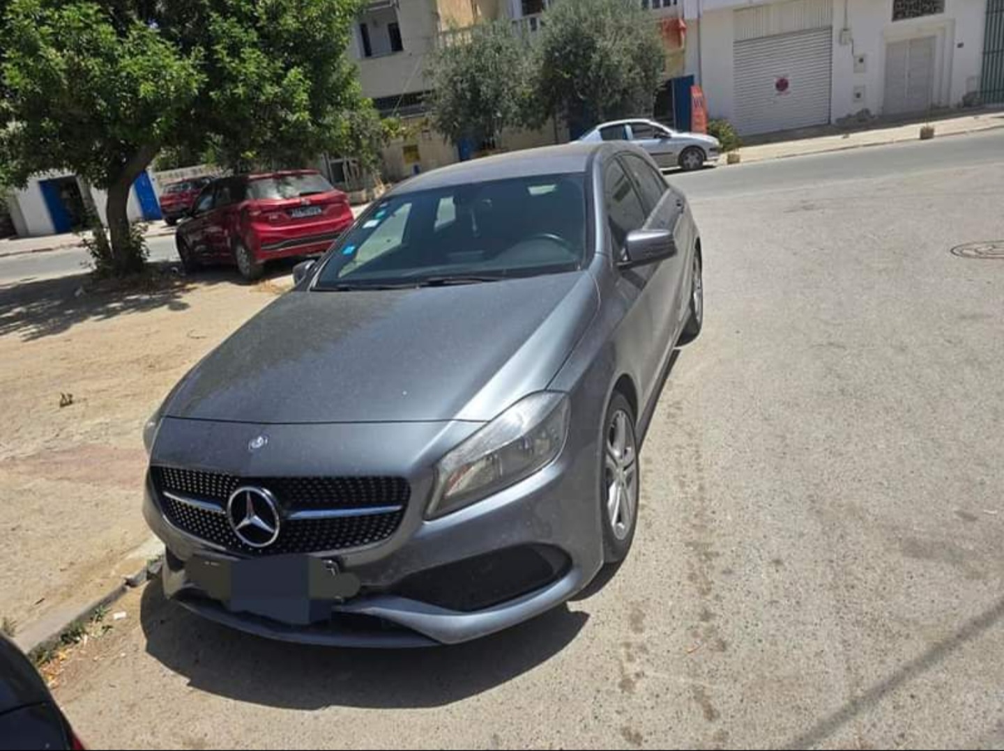 Ariana Ville Cite Ennasr 2 Mercedes A Mercedes class a180