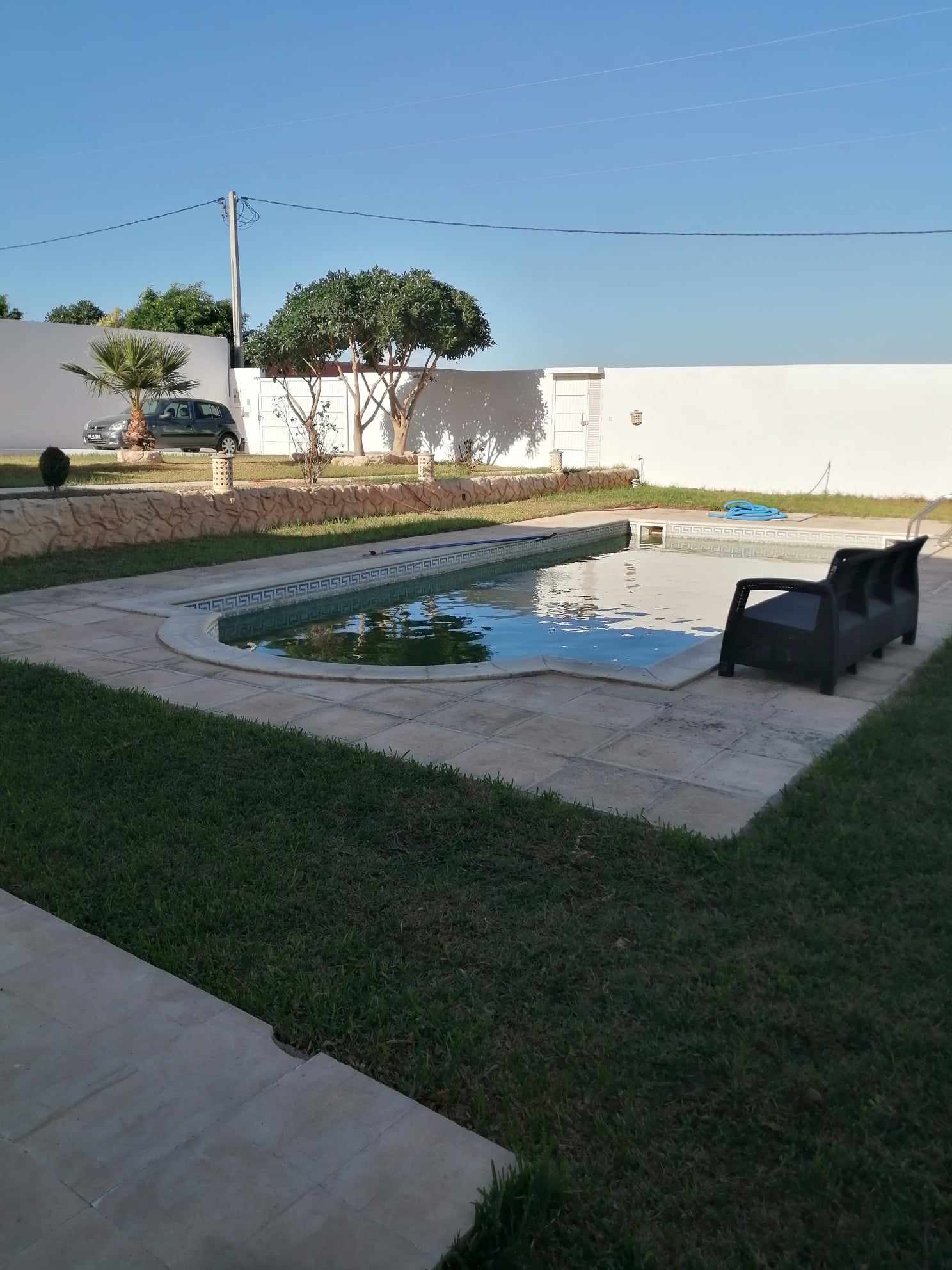 Mannouba La Mannouba Vente Maisons 1250mc villa standing avec piscine