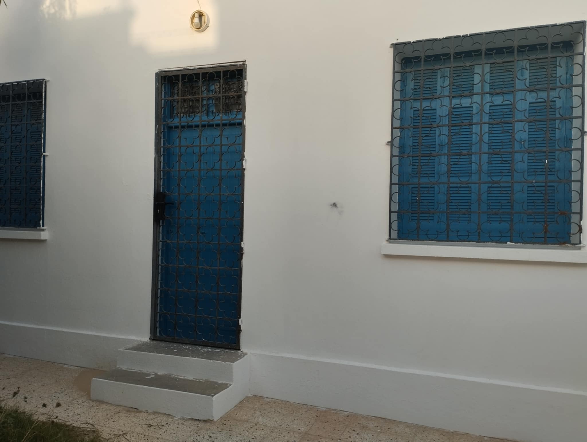 Sakiet Eddaier Sidi Mansour Vente Maisons Villa front de mer  sidi mansour