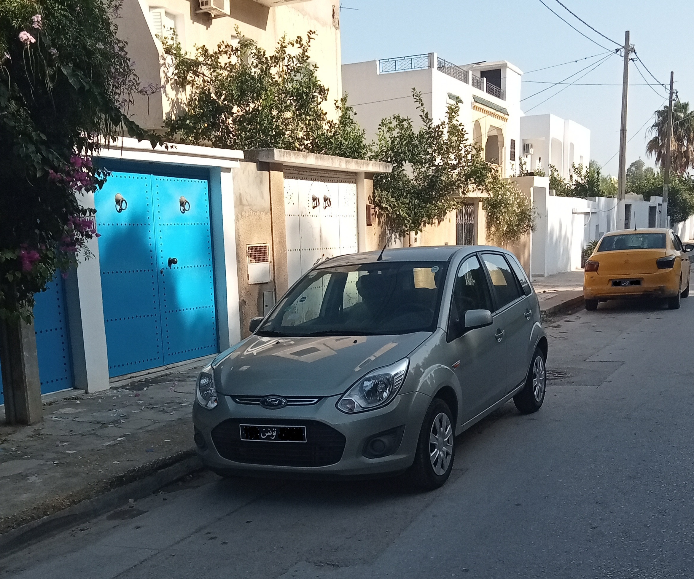 La Marsa Marsa Safsaf Ford Fiesta Ford figo 78000km