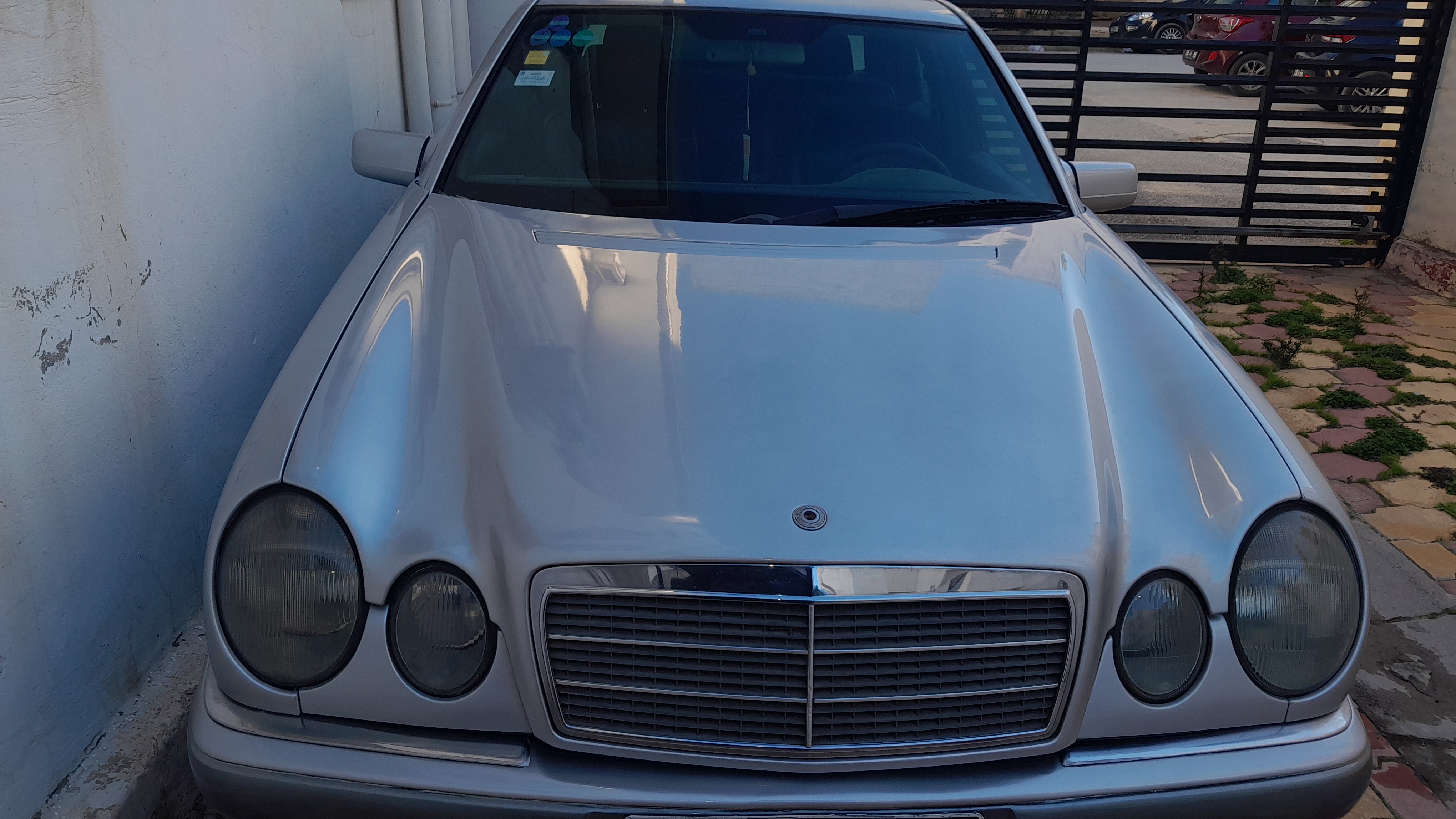 Cite El Khadra Cite Oplympique Mercedes E Urgent cde mercedes w210 e250 disel