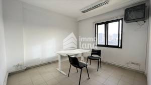 Ariana Ville Borj El Baccouche Bureaux & Commerces Bureau Bureau h3 au centre urbain nord