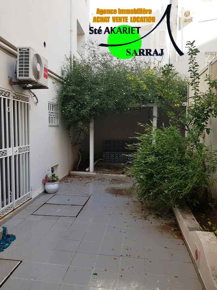 Sousse Jaouhara Sousse Khezama Vente Appart. 4 pices Appartement  200m de la route touristique khzema