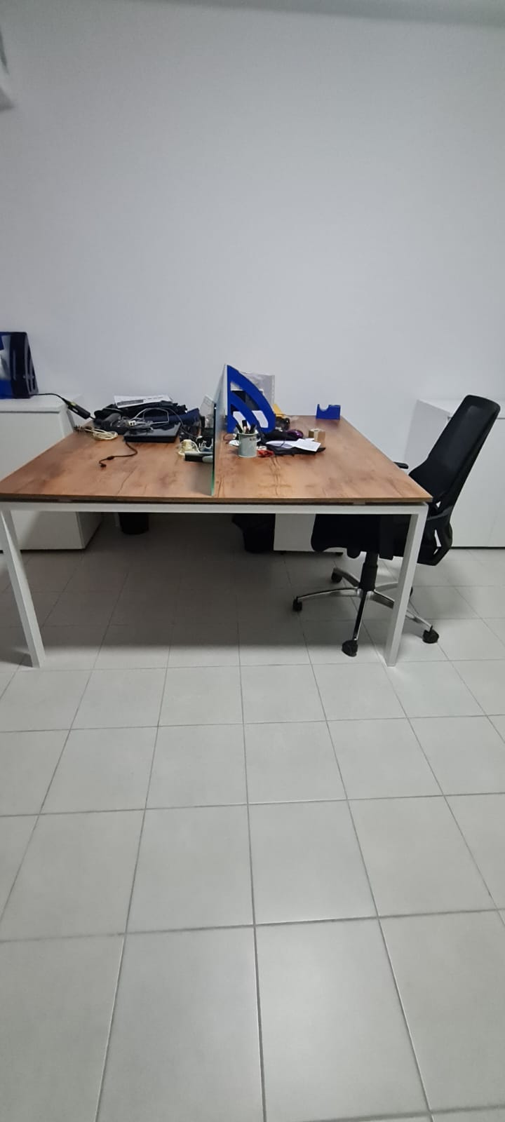 La Soukra La Soukra Meubles de bureau Bureaux - Tables Double desk