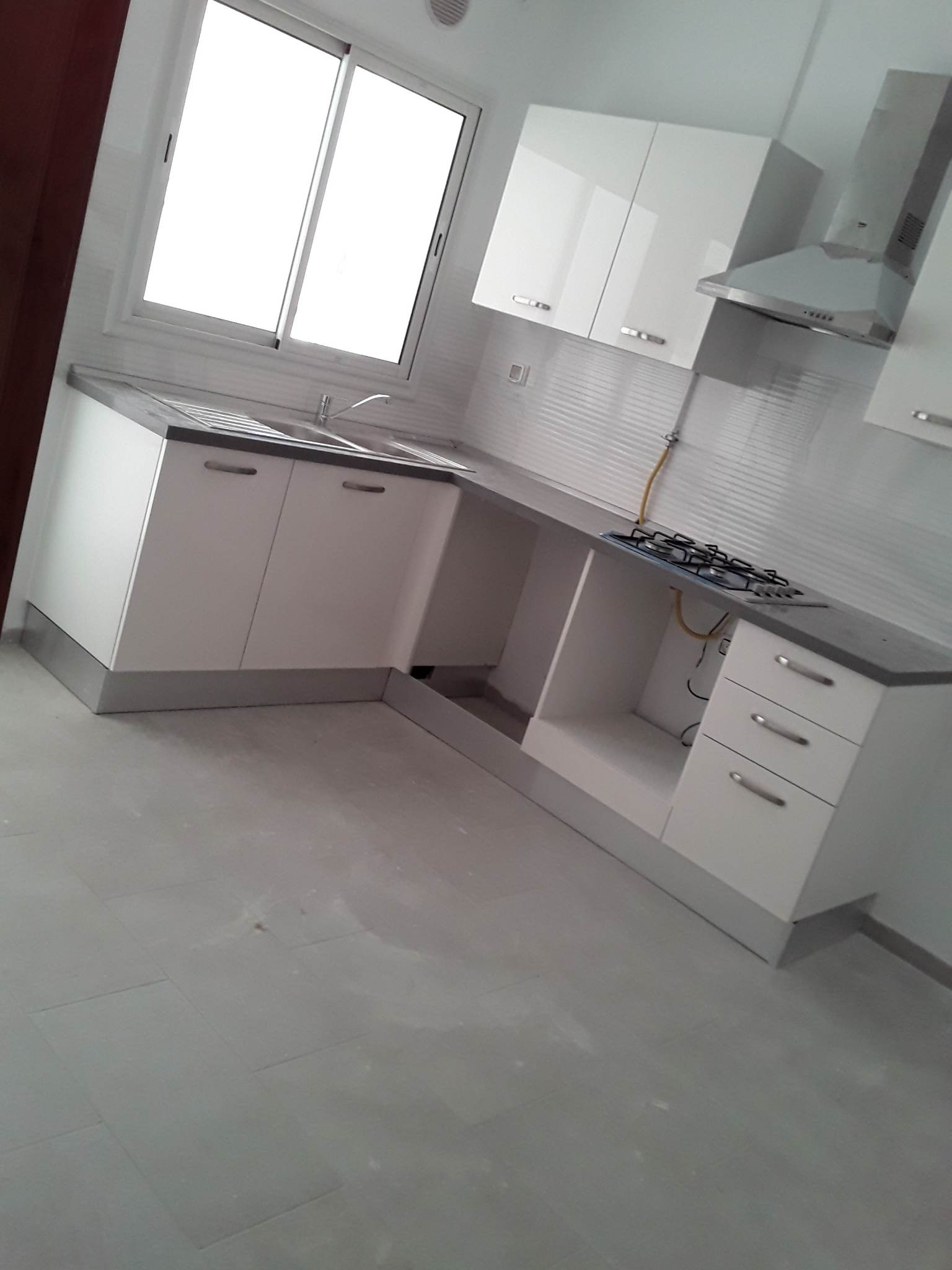 Raoued Cite El Ghazala 2 Location Appart. 3 pices Un appartement 3pices haut standing