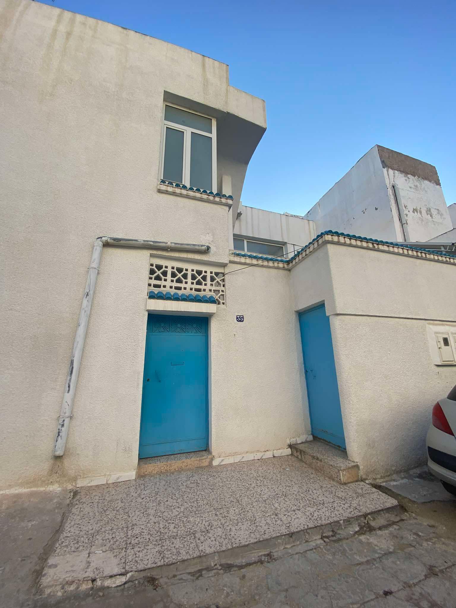 El Omrane Superieur Cite Ibn Khaldoun I Vente Maisons Duplex indpendant d'angle avec titre individuel