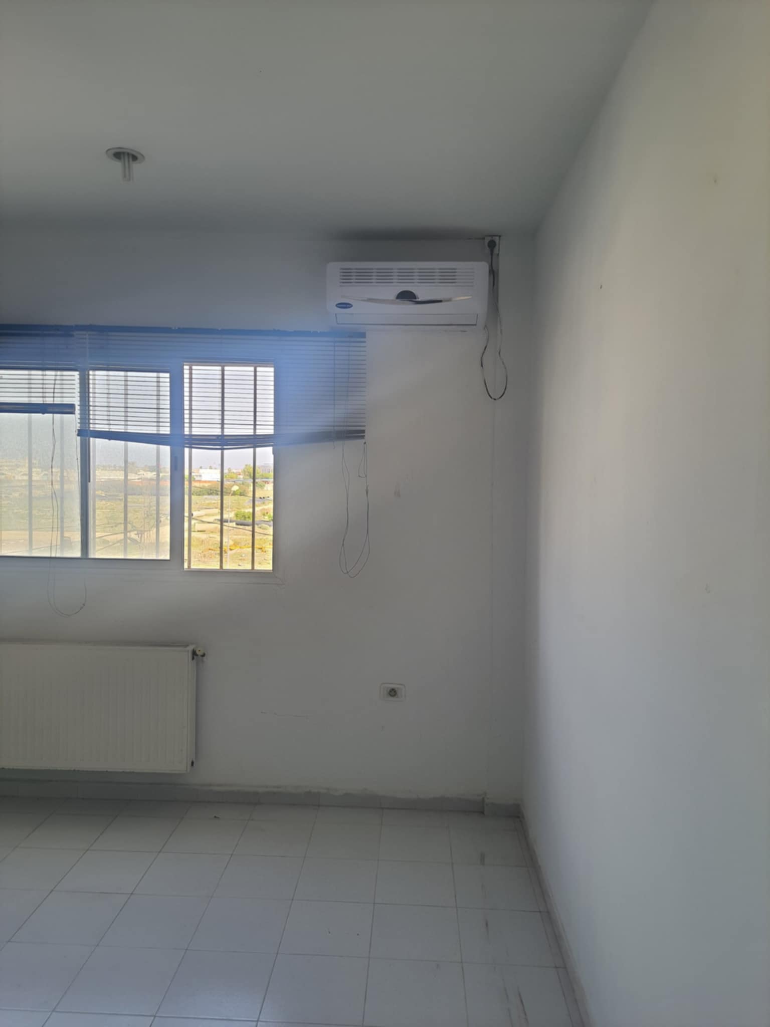 El Menzah El Manar 1 Location Autre Local commercial  charguia 60 m2