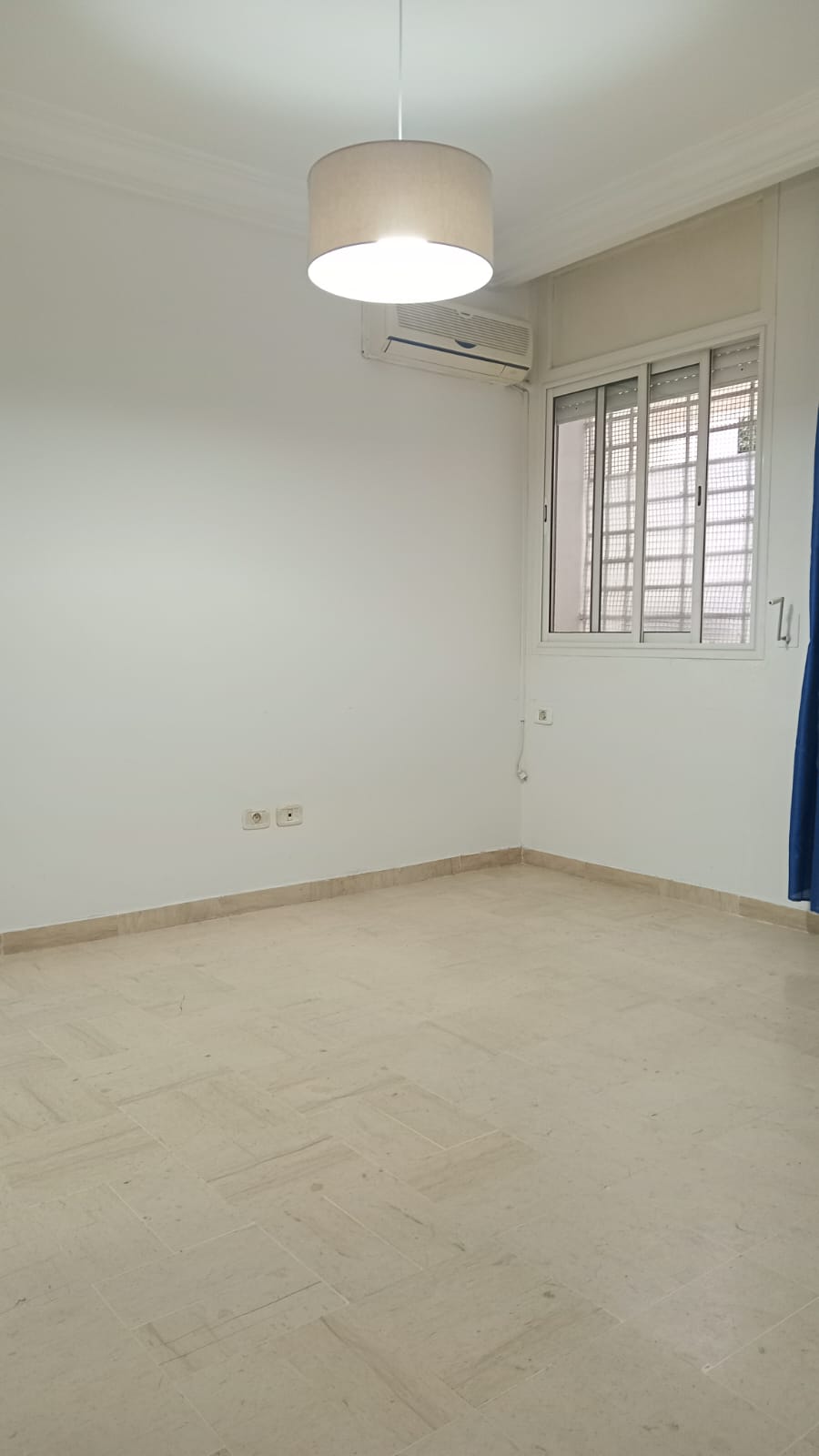 La Marsa El Aouina Vente Appart. 1 pice Un appartement s zro 43m2  l'aouina