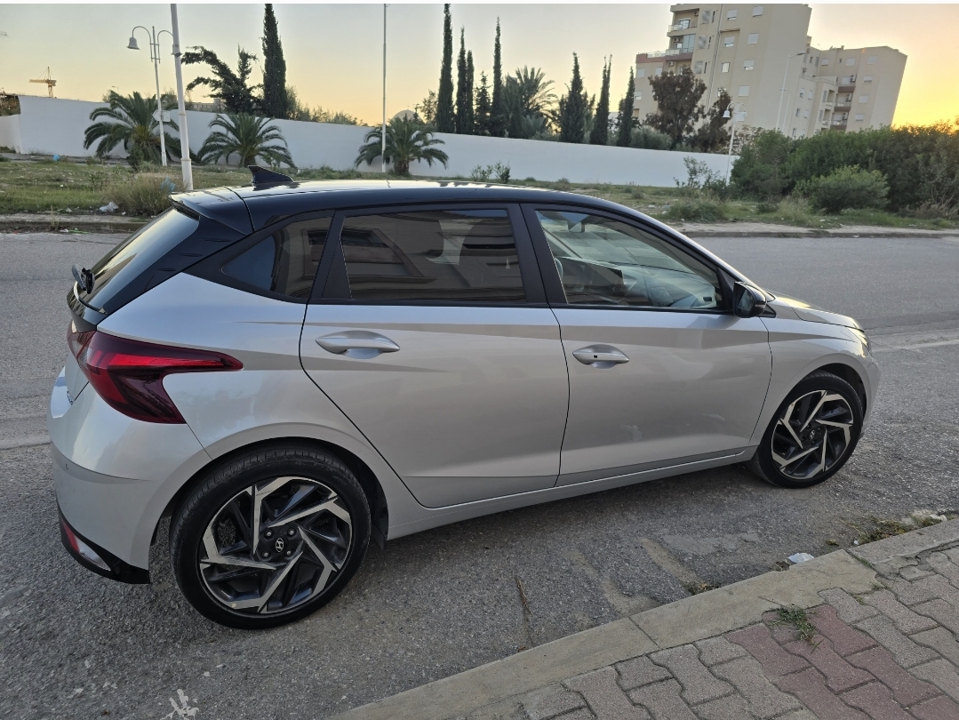 Ain Zaghouan Ain Zaghouan Hyundai Autre Modle Hyundai i20 high grade  84 cv 26 milles km